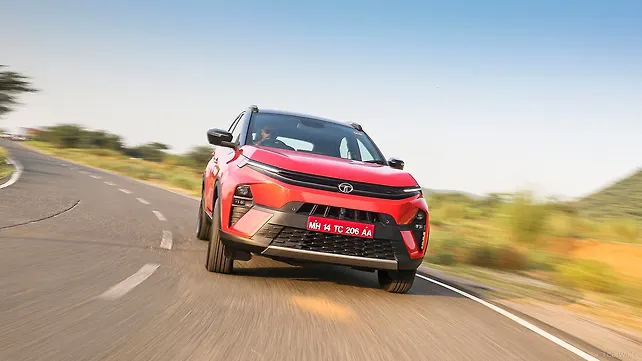 Tata Motors signs MoU with Government of Tamil Nadu to setup a new plant Tata Motors signs MoU with Government of Tamil Nadu to setup a new plant