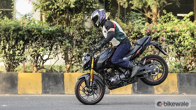 Hero Xtreme 160R 4V Left Side View Hero Xtreme 160R 4V Left Side View
