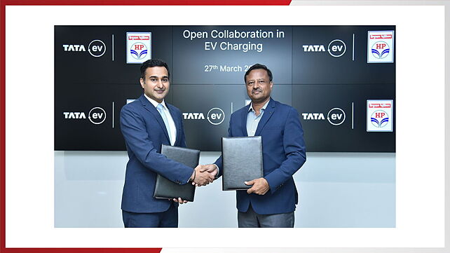 टाटा और एचपीसीएल मिलकर भारत में करेंगे ईवी चार्जिंग का विस्तार	