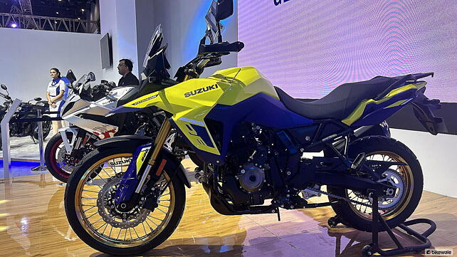 Suzuki V-Strom 800DE Left Side View