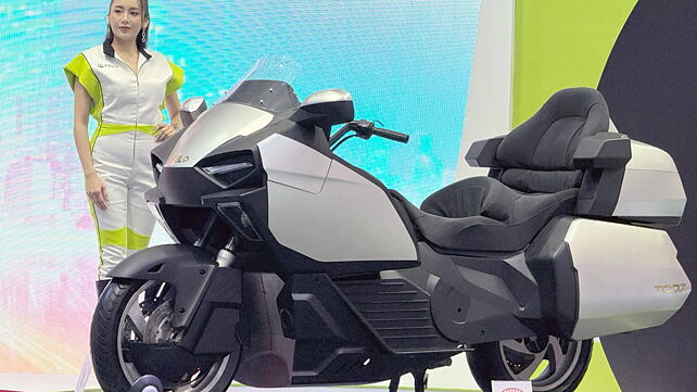 Felo Tooz electric motorcycle has a range of 720km!