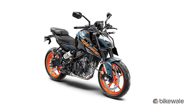 KTM 250 Duke Right Front Three Quarter