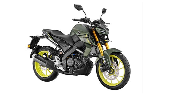 Bajaj Pulsar N250 Right Side View