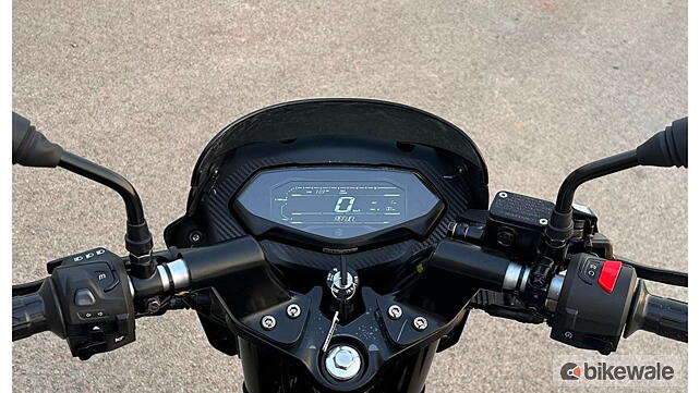 Bajaj Pulsar 125 Instrument Cluster