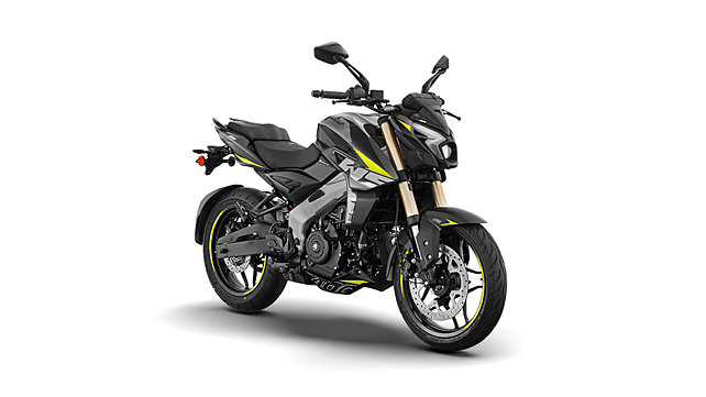 Bajaj Pulsar NS400 Right Front Three Quarter