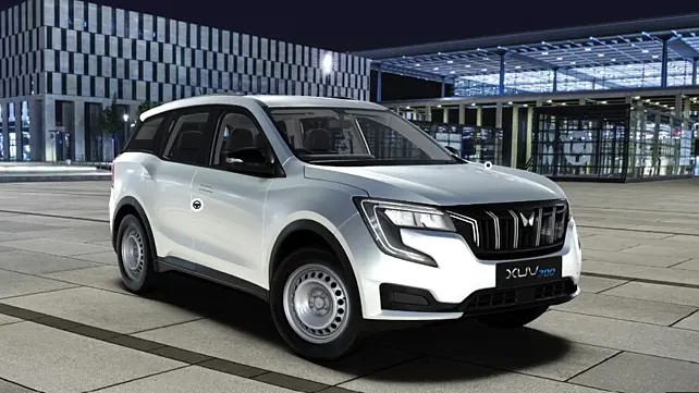 Mahindra XUV700 MX 7-seater introduced at Rs. 15 lakh Mahindra XUV700 MX 7-seater introduced at Rs. 15 lakh