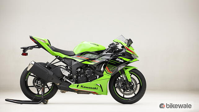 Kawasaki Ninja ZX-6R Right Side View