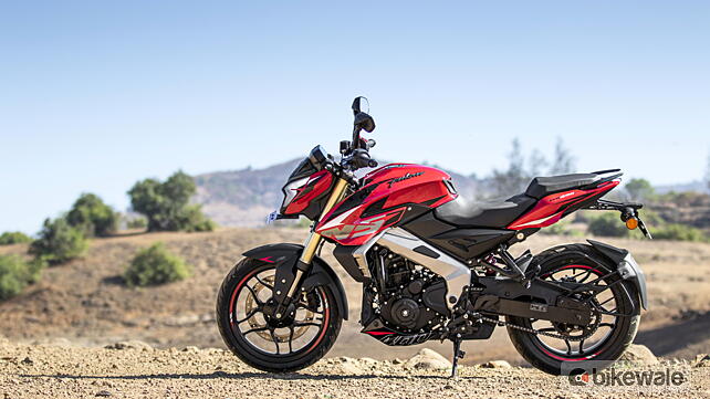 Bajaj Pulsar NS400Z Left Rear Three Quarter