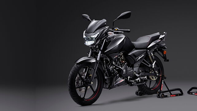 TVS Apache RTR 160 2V Black Edition launched at Rs. 1,20,420
