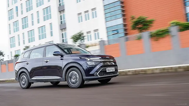 62 per cent of Kia Carens customers prefer manual transmission 62 per cent of Kia Carens customers prefer manual transmission