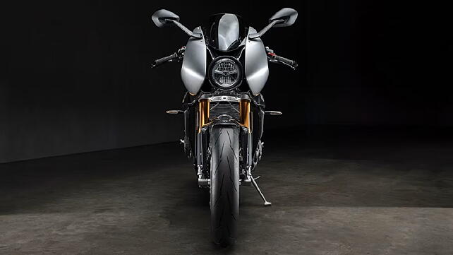 Triumph Speed Triple 1200 RS Front View