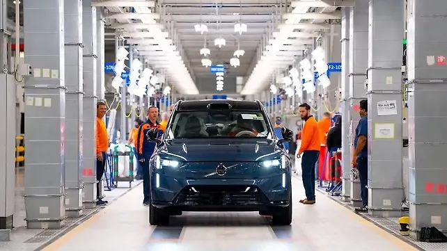 India-bound Volvo EX90 electric SUV production begins India-bound Volvo EX90 electric SUV production begins