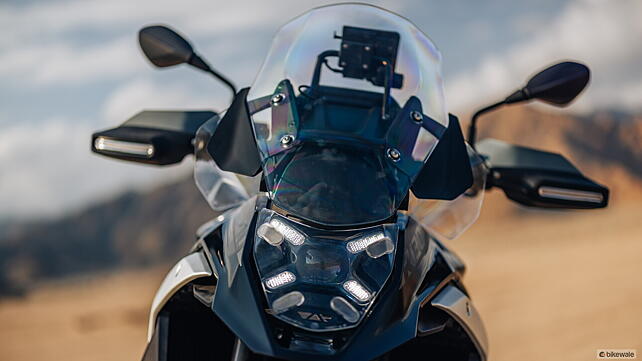 BMW R 1300 GS Head Light