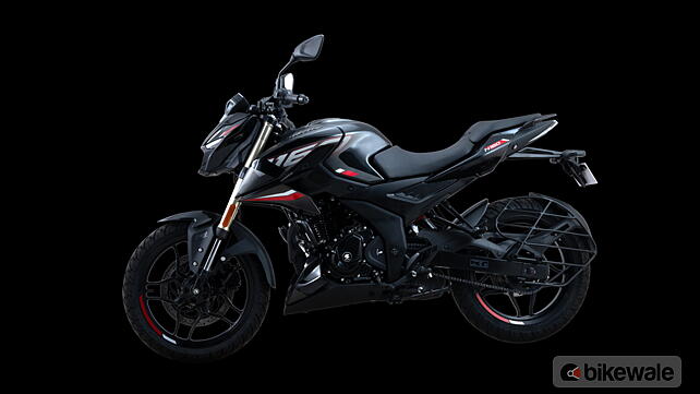 Bajaj Pulsar N160 Left Side View