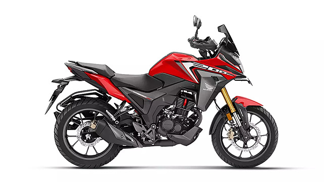 Honda CB200X now available at BigWing showrooms