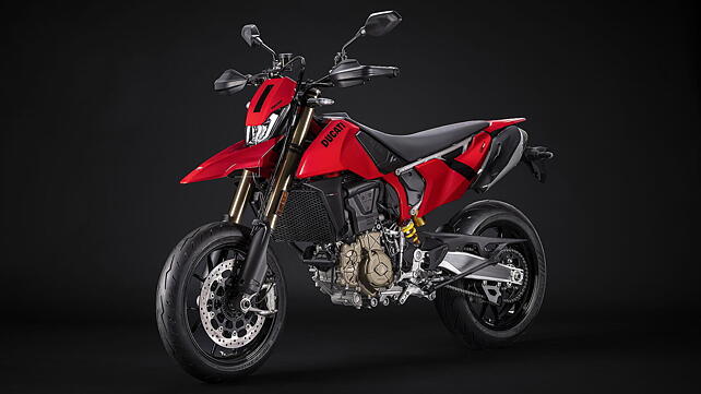 Ducati Hypermotard 698 Mono Left Front Three Quarter