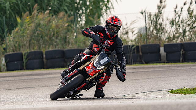 Ducati Hypermotard 698 Mono Front View