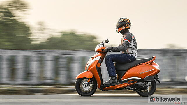 Bajaj Freedom Left Rear Three Quarter