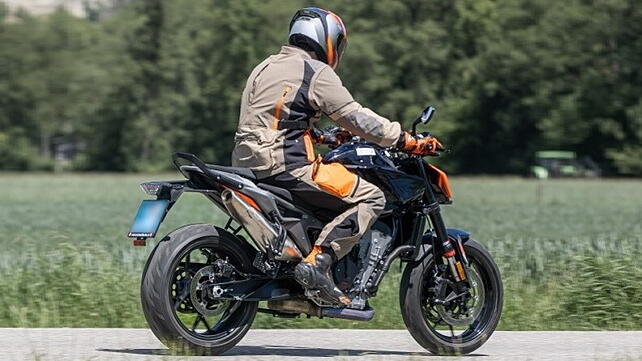 KTM 790 Duke Right Rear Three Quarter