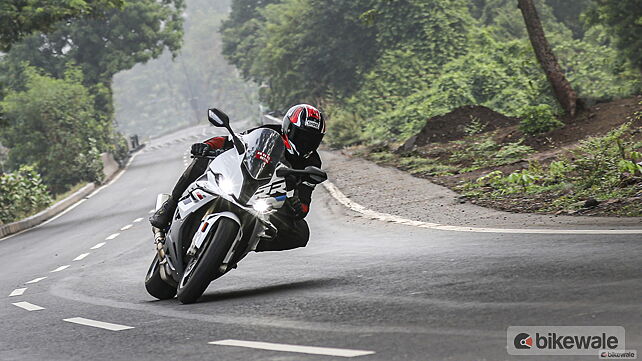 BMW S 1000 RR Review: Image Gallery