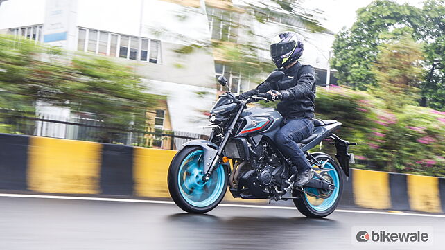 Yamaha MT-03 Left Front Three Quarter