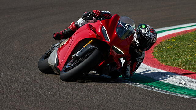 Ducati Panigale V4 Right Front Three Quarter