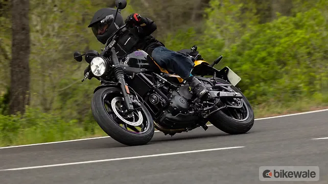 Royal Enfield Guerrilla 450 Left Front Three Quarter Royal Enfield Guerrilla 450 Left Front Three Quarter