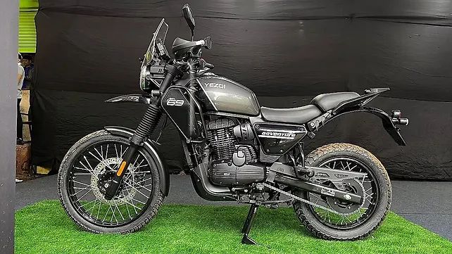 Royal Enfield Classic 350 Right Side View Royal Enfield Classic 350 Right Side View