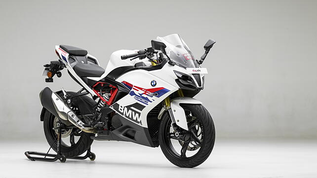 BMW G310 RR Right Front Three Quarter