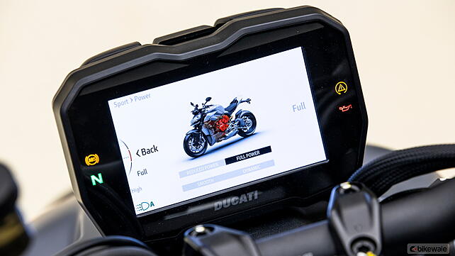 Ducati Streetfighter V4 TFT / Instrument Cluster