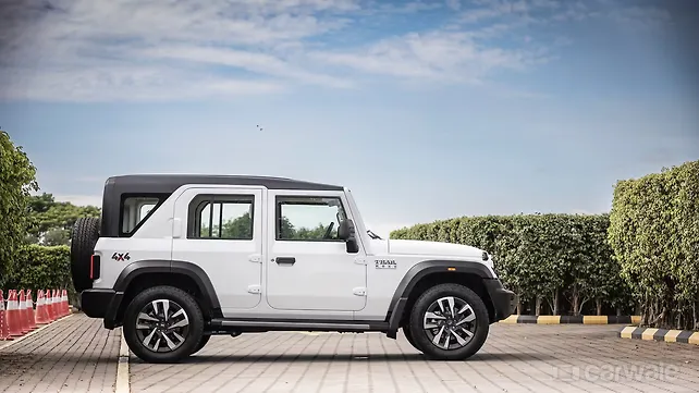 Mahindra Thar Roxx Right Side View Mahindra Thar Roxx Right Side View