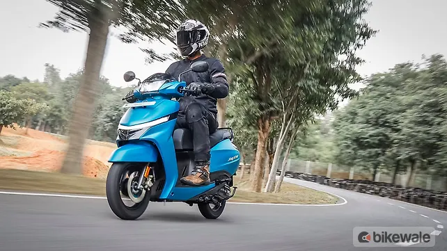 TVS Jupiter Front View TVS Jupiter Front View