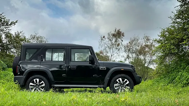 Maruti Suzuki Jimny Right Side View Maruti Suzuki Jimny Right Side View