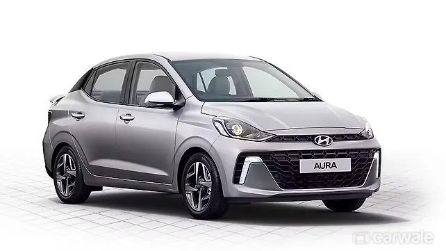 Hyundai Aura SX Variant Gets More Features: Prices Start at Rs. 8.24 Lakh Hyundai Aura SX Variant Gets More Features: Prices Start at Rs. 8.24 Lakh