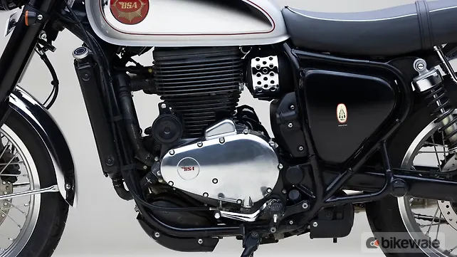 BSA Goldstar 650 Engine From Right BSA Goldstar 650 Engine From Right