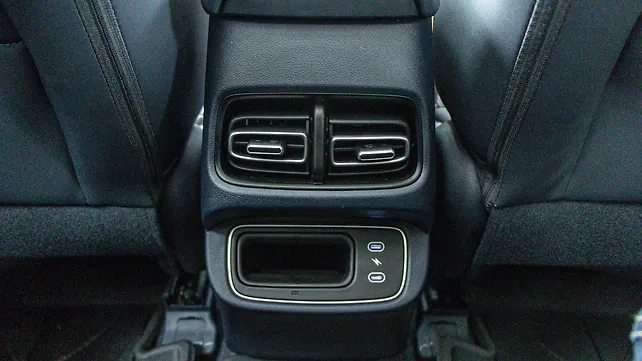 Hyundai Alcazar Second Row Seats Hyundai Alcazar Second Row Seats