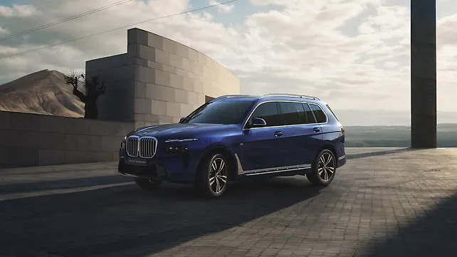 BMW X7 Signature Edition launched at Rs. 1.33 crore BMW X7 Signature Edition launched at Rs. 1.33 crore