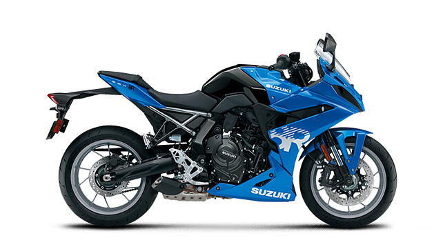 Suzuki GSX-8R Right Side View