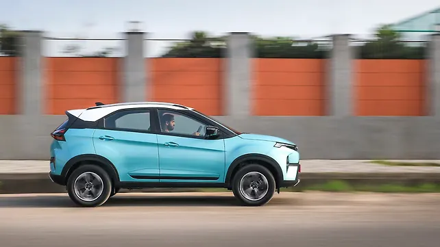 Tata Nexon Right Side View Tata Nexon Right Side View
