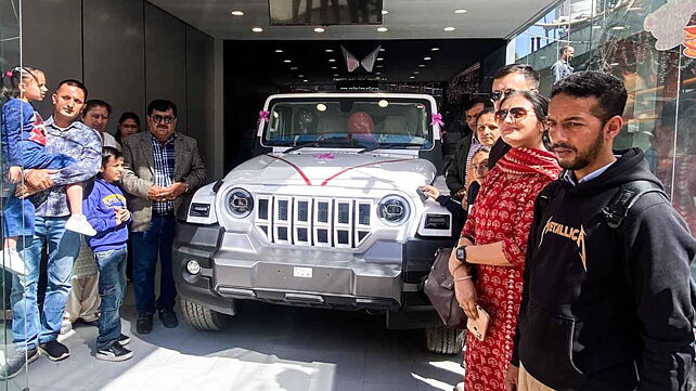 Mahindra Thar Roxx deliveries begin across India