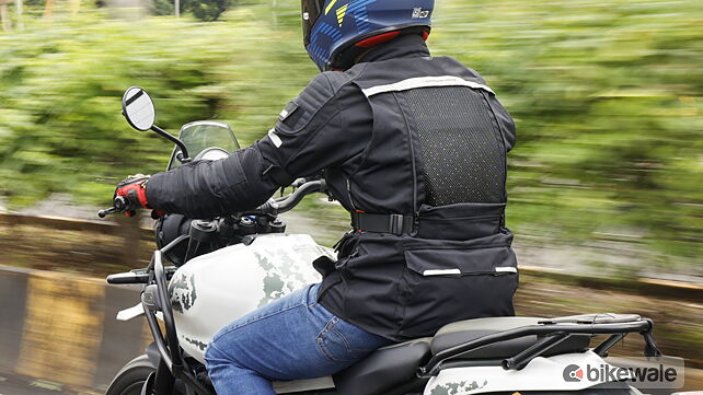 Royal Enfield Thunderbird 350 Rear View