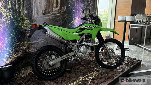 Kawasaki KLX 230 S Right Rear Three Quarter