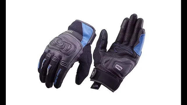 ROA logo-print Gloves | Black | FARFETCH - 小物 ROA logo-print Gloves | Black | FARFETCH - 小物