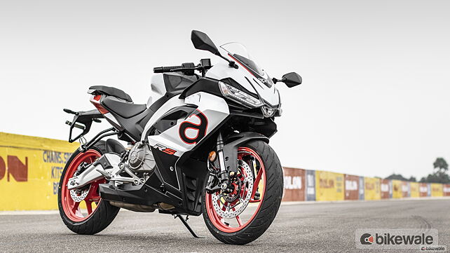 Aprilia RS 457 gets quickshifter as standard for a limited period; Priced at Rs. 4.17 lakh