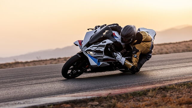 2025 BMW S 1000 RR: Image Gallery