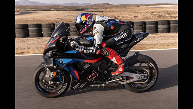 2025 BMW M 1000 RR: Image gallery