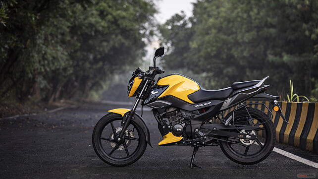 Bajaj Pulsar N125 Left Side View