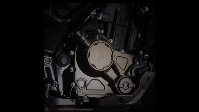 Hero 2.5R Xtunt Engine From Right