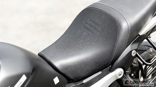 Hero Mavrick 440 Seat