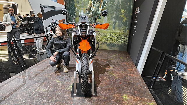 KTM 390 Adventure [2025] Front View